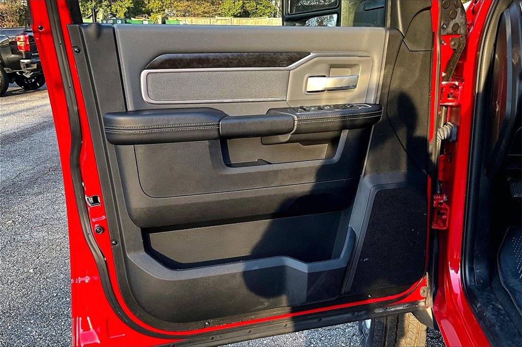 Used 2023 RAM 4500 SLT w/ Quick Order Package 27G SLT image 17