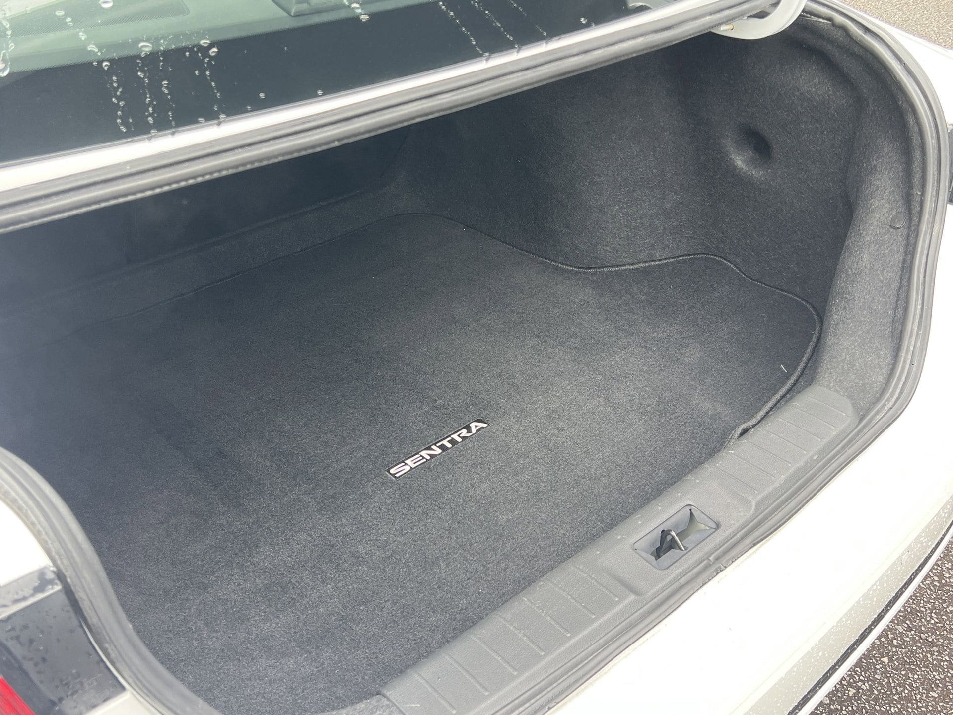 Certified 2025 Nissan Sentra SV FWD image 18