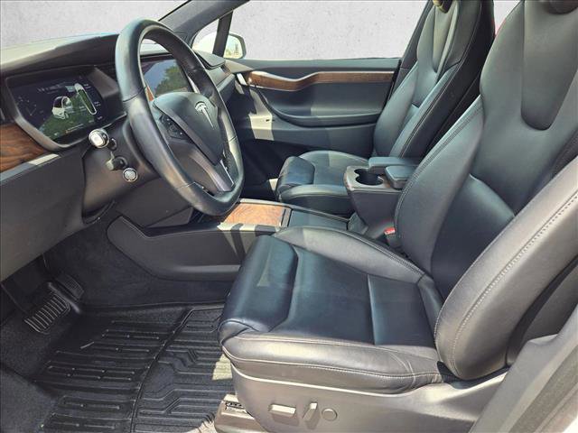 Used 2020 Tesla Model X Long Range AWD/4WD image 16