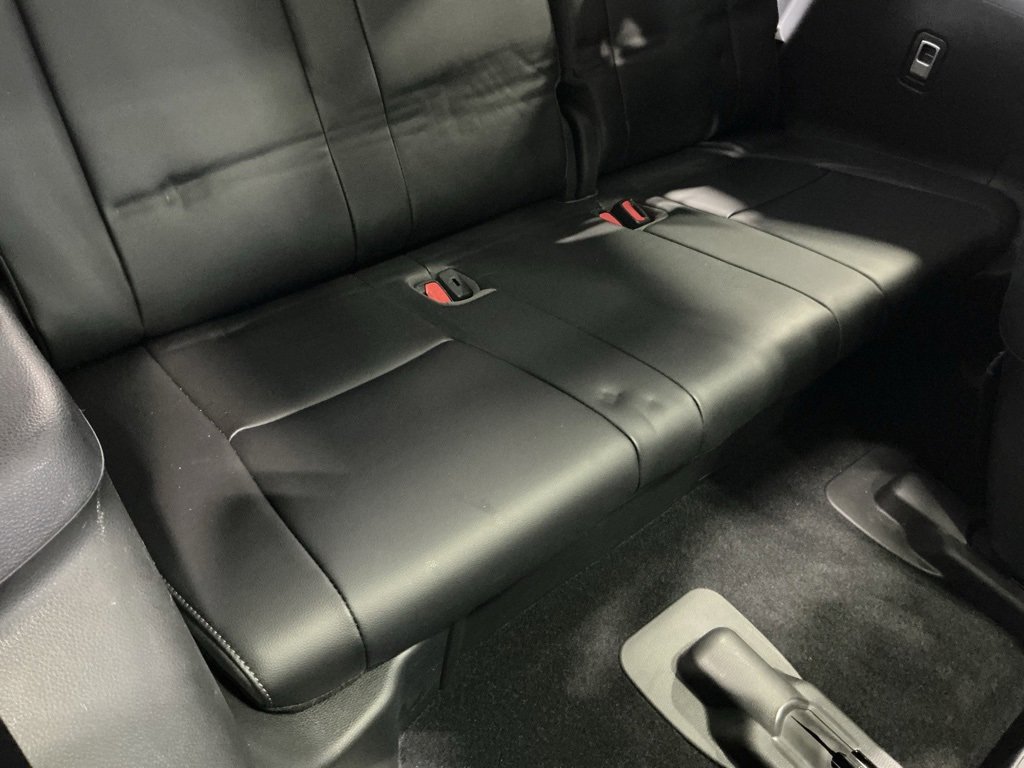 Used 2022 Toyota Highlander Platinum image 32