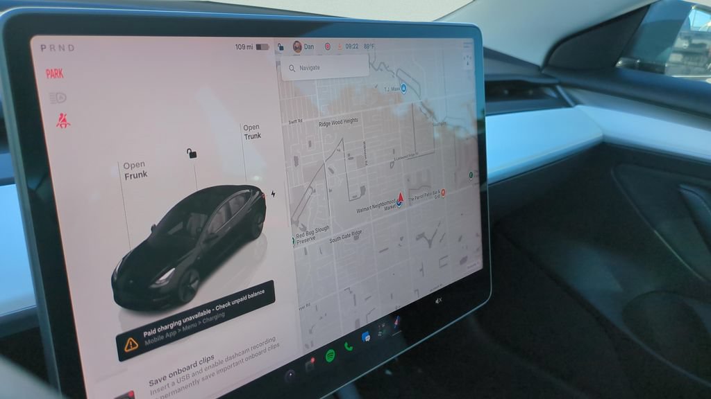 Used 2023 Tesla Model 3 Standard Range RWD image 18