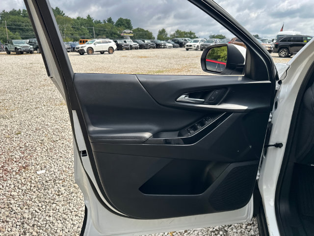 Used 2025 Chevrolet Equinox LT AWD/4WD image 23