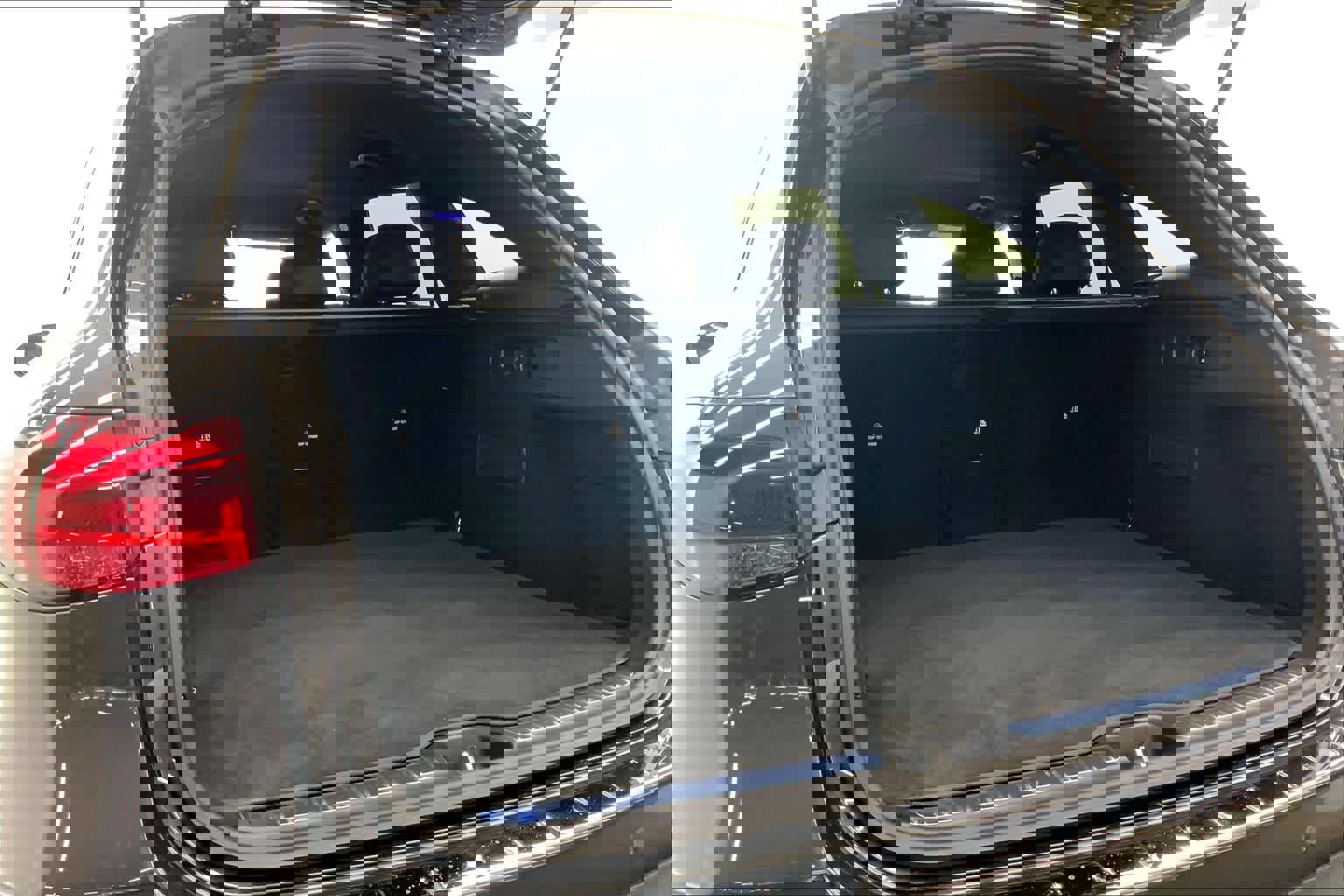 Certified 2023 Mercedes-Benz GLC 300 image 16