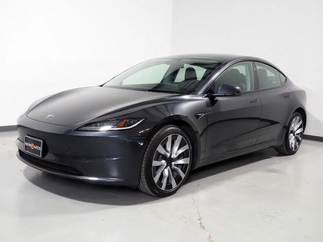 Used 2025 Tesla Model 3 Long Range RWD image 11