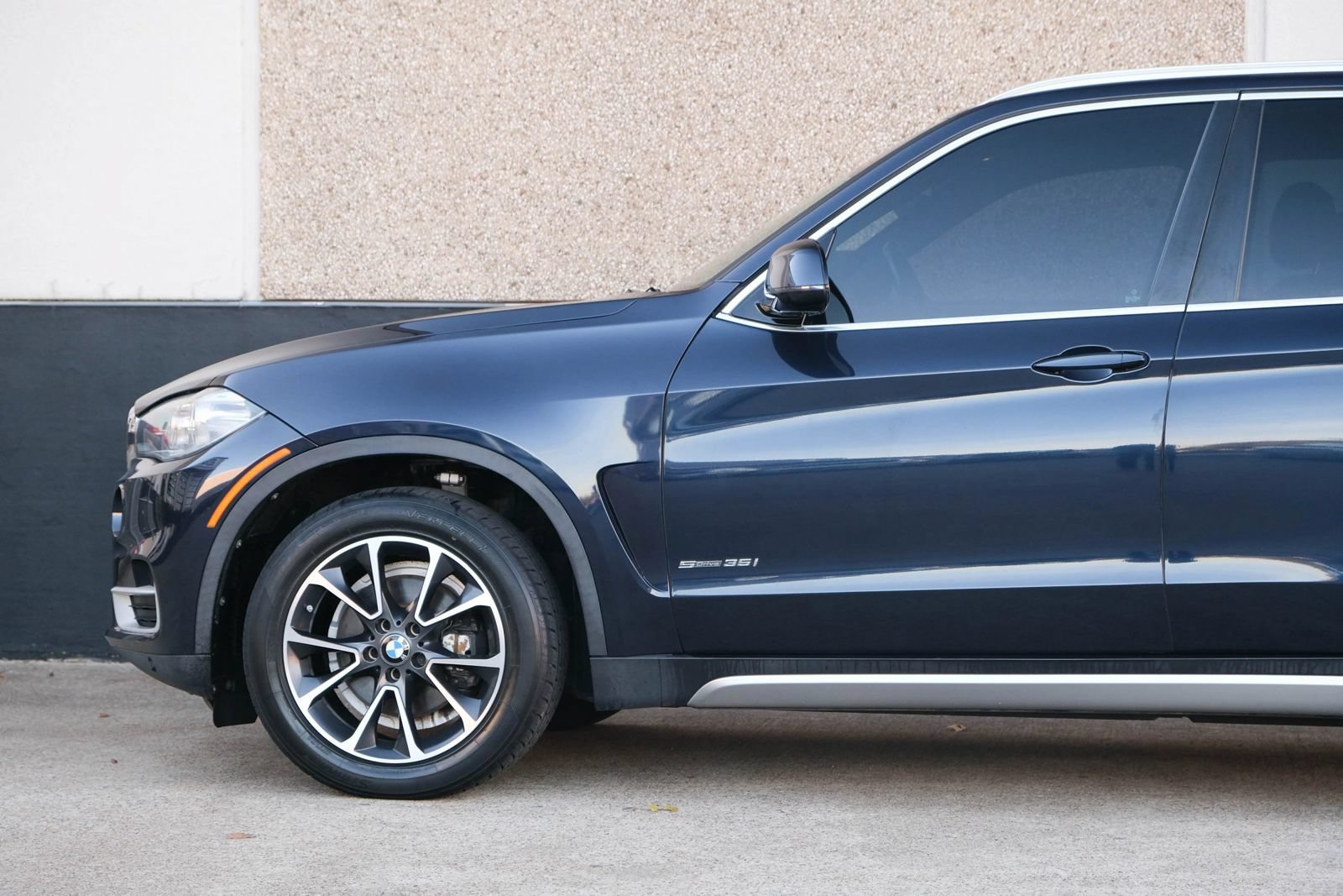 Used 2017 BMW X5 sDrive35i RWD image 8