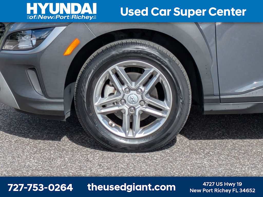Used 2023 Hyundai Kona SE w/ Cargo Package FWD image 10