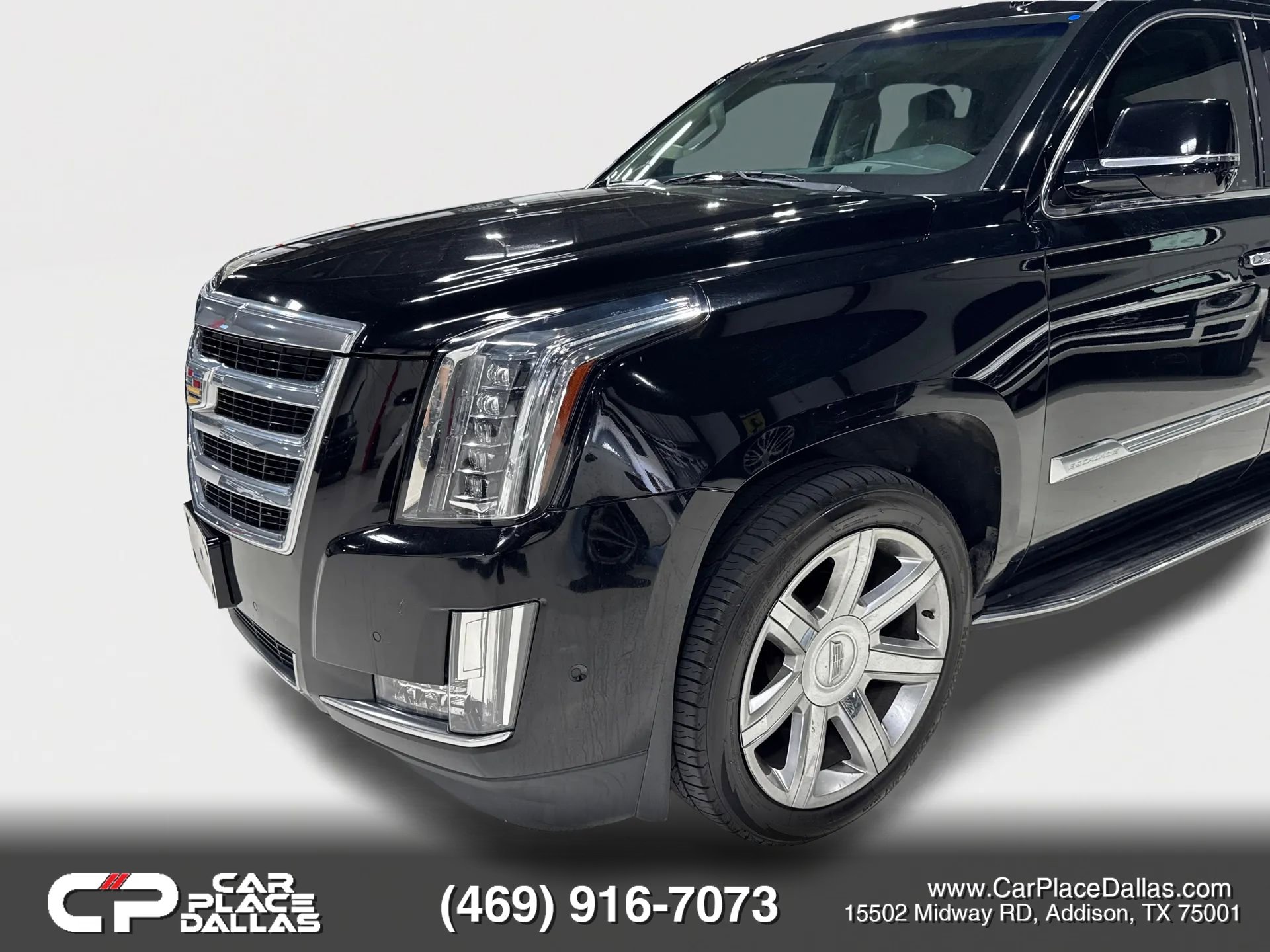 Used 2019 Cadillac Escalade Luxury RWD image 7