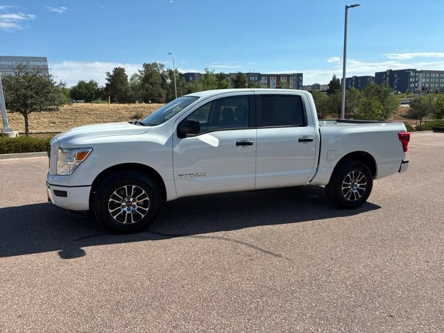 Certified 2024 Nissan Titan SV AWD/4WD image 4