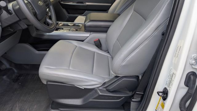 Used 2022 Ford F150 Lightning Pro image 16