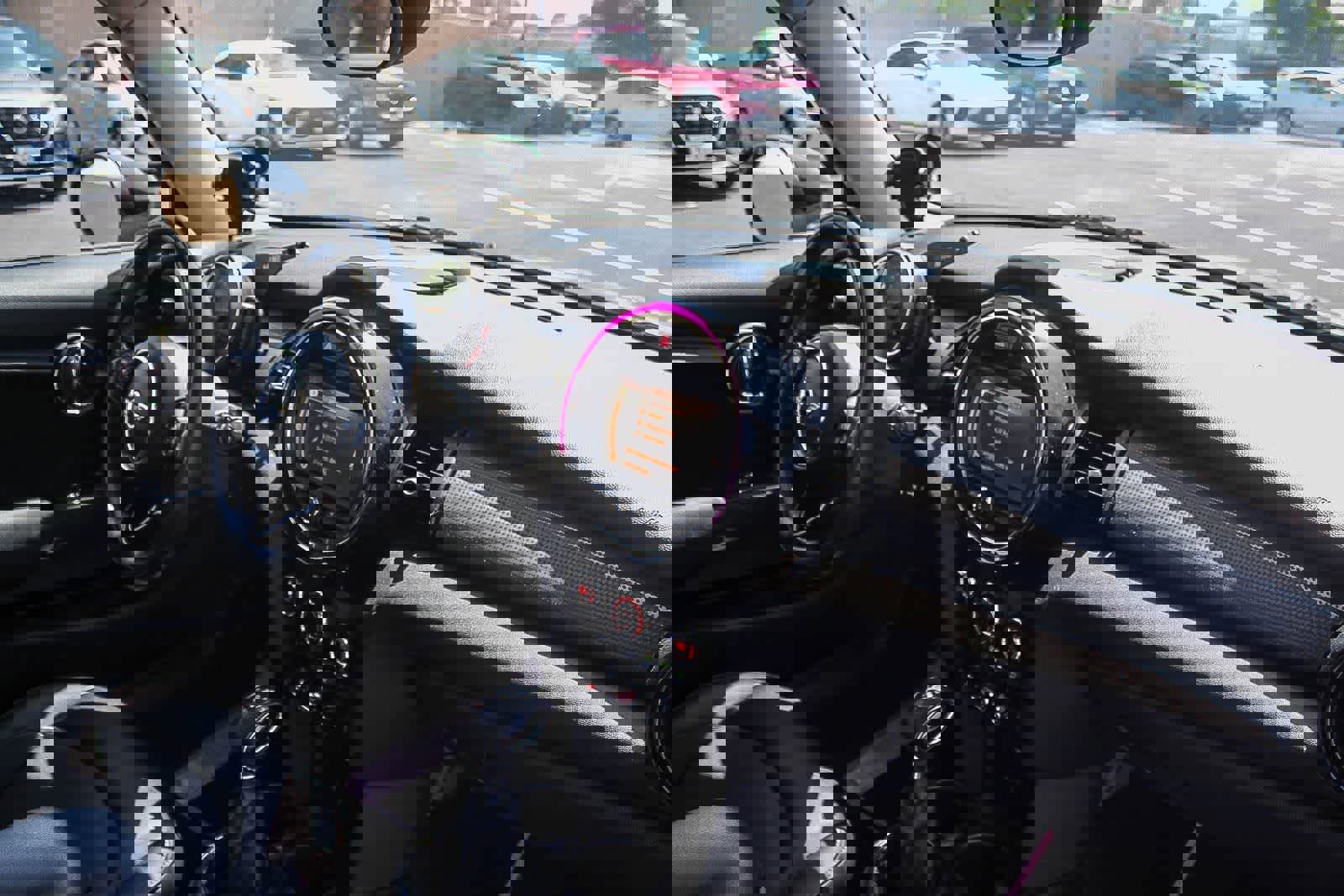 Used 2017 MINI Cooper 2-Door Hardtop image 21