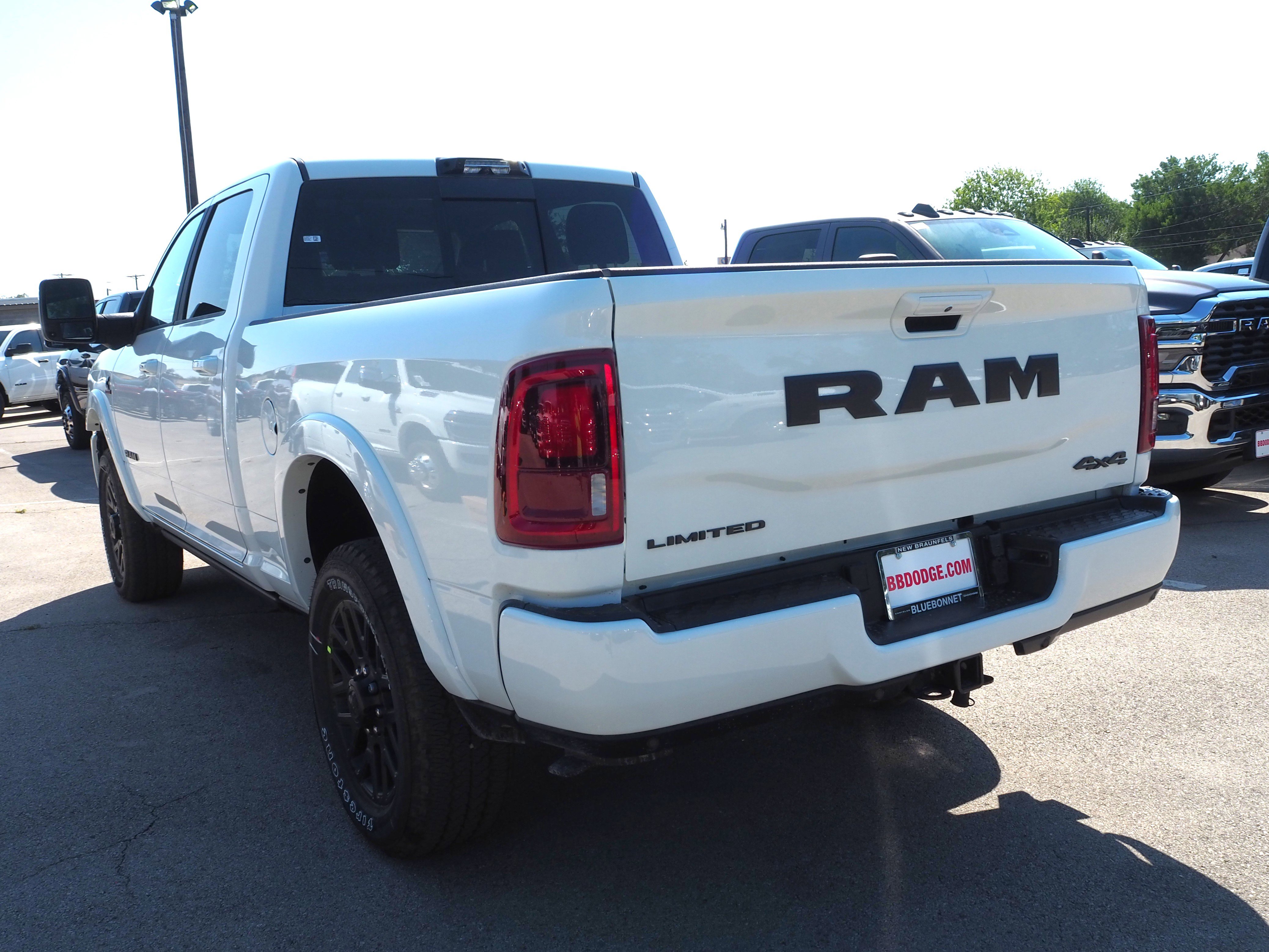 New 2026 RAM 2500 Limited image 8