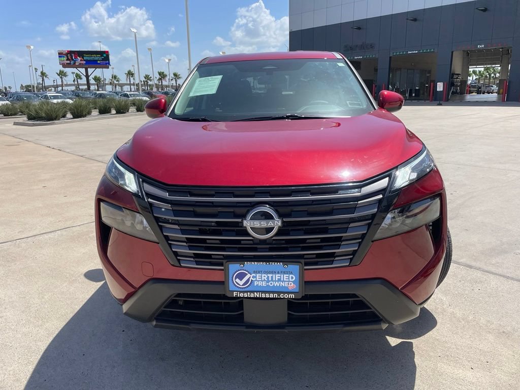 Certified 2026 Nissan Rogue SV FWD image 2