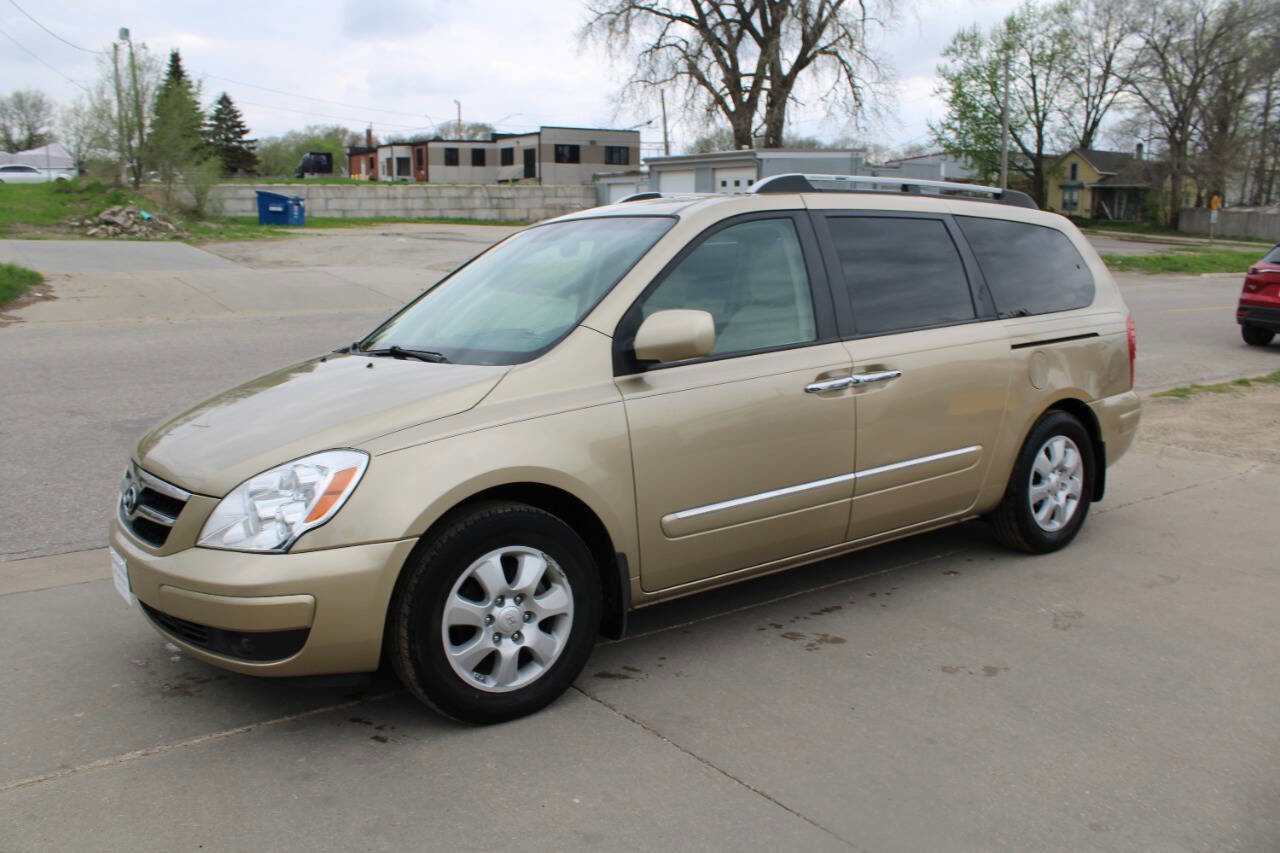Used 2007 Hyundai Entourage GLS FWD image 4