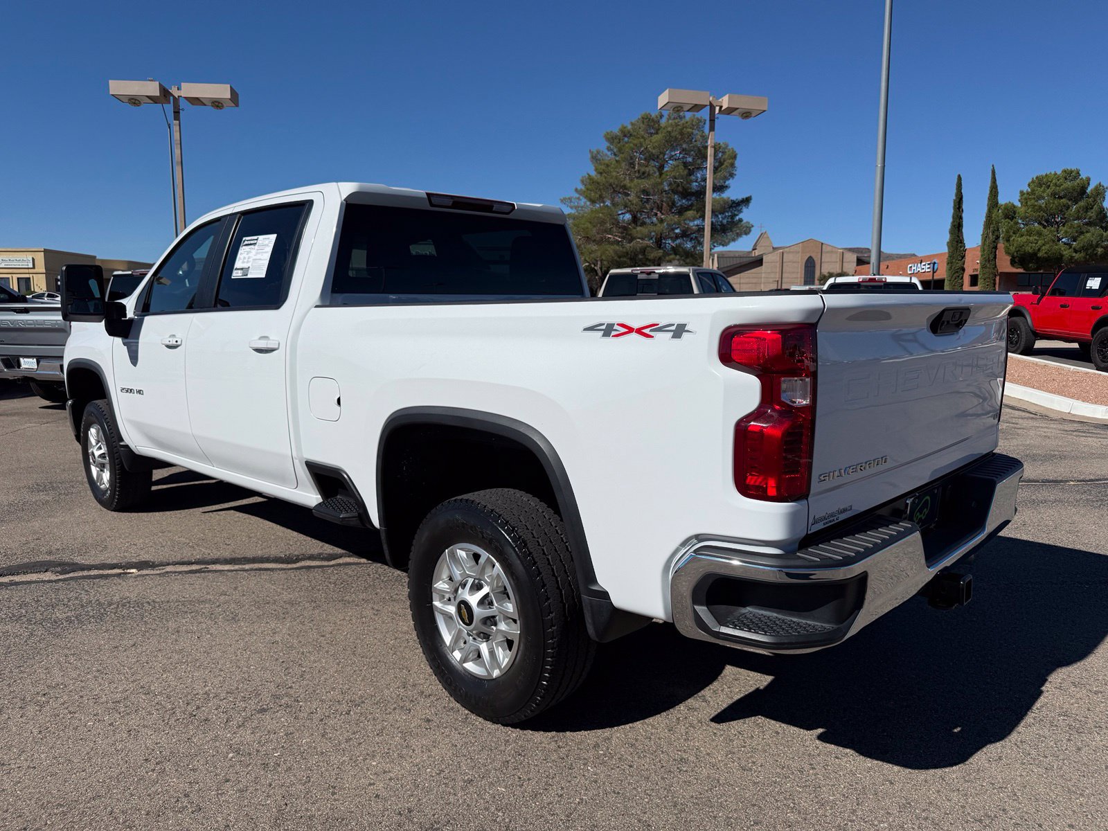 Certified 2024 Chevrolet Silverado 2500 LT AWD/4WD image 11