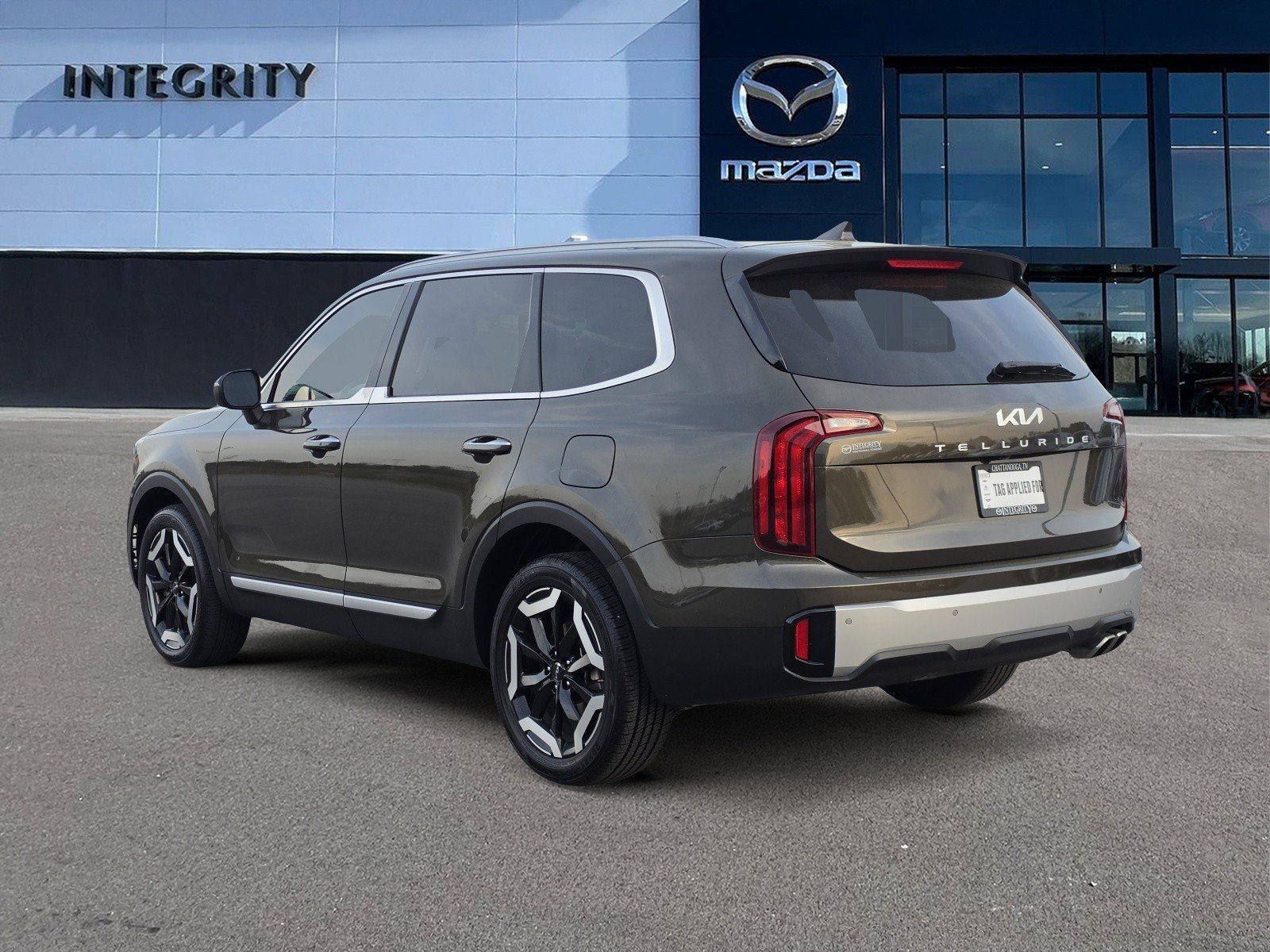 Used 2024 Kia Telluride S w/ S Sunroof Package image 4