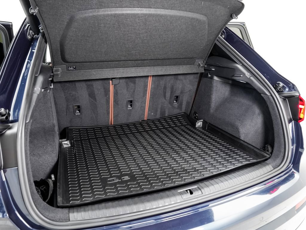 Used 2020 Audi Q3 2.0T Premium w/ Convenience Package image 23