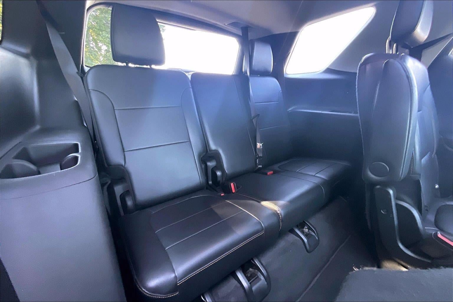 Used 2018 Chevrolet Traverse LT w/ LPO, 'HIT The Road' Package FWD image 25
