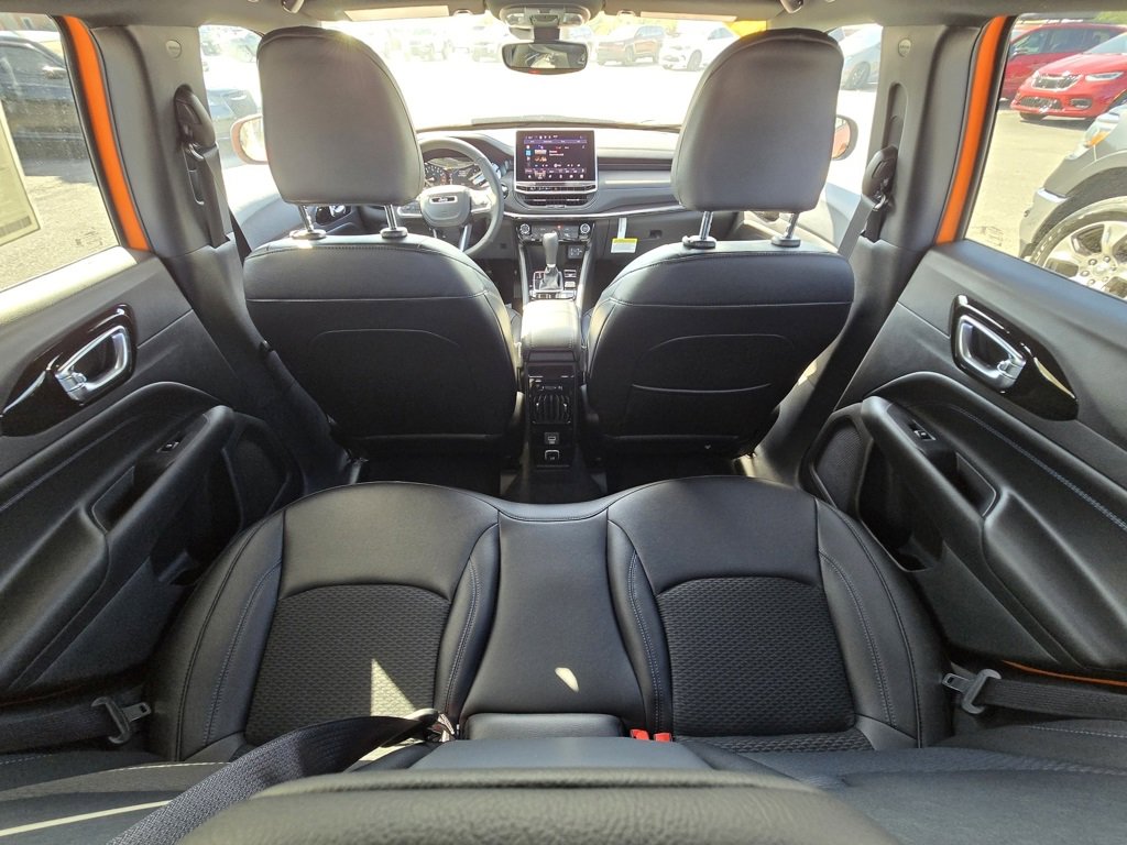 New 2026 Jeep Compass Latitude image 36