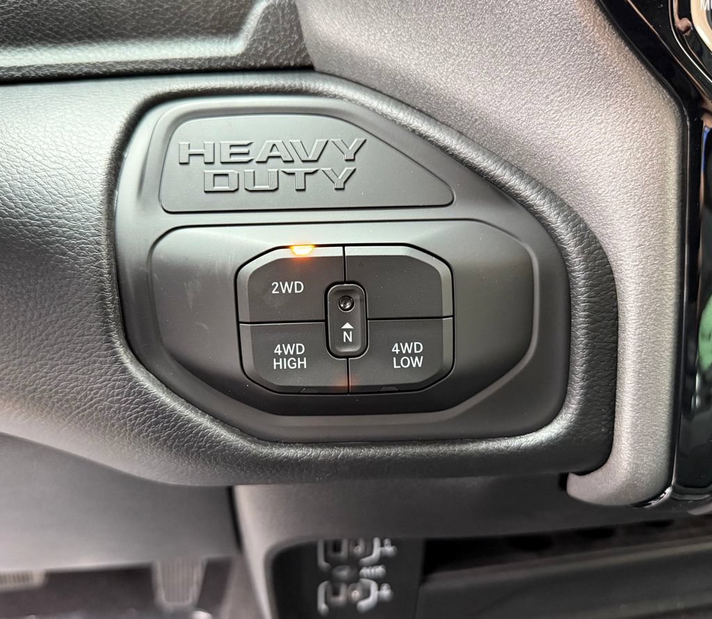 New 2026 RAM 3500 Tradesman AWD/4WD image 25