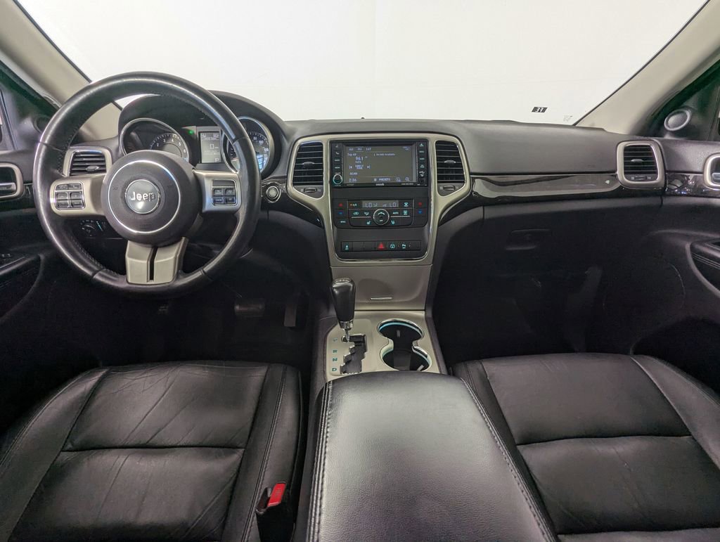 Used 2013 Jeep Grand Cherokee Laredo AWD/4WD image 5