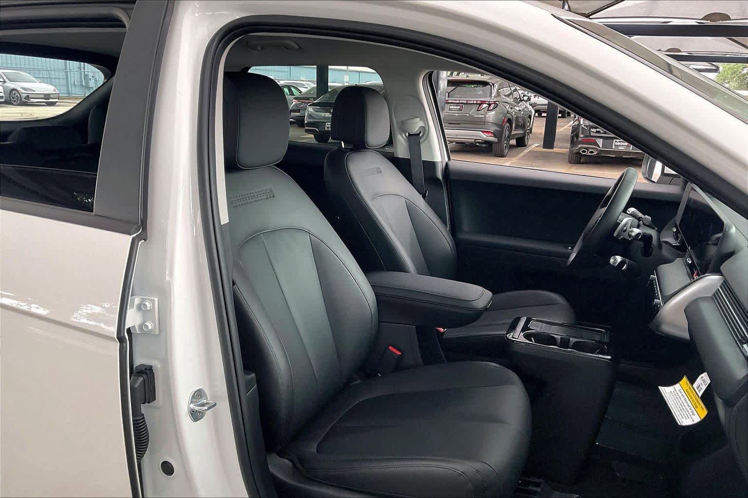 Certified 2026 Hyundai Ioniq 5 SEL RWD image 8