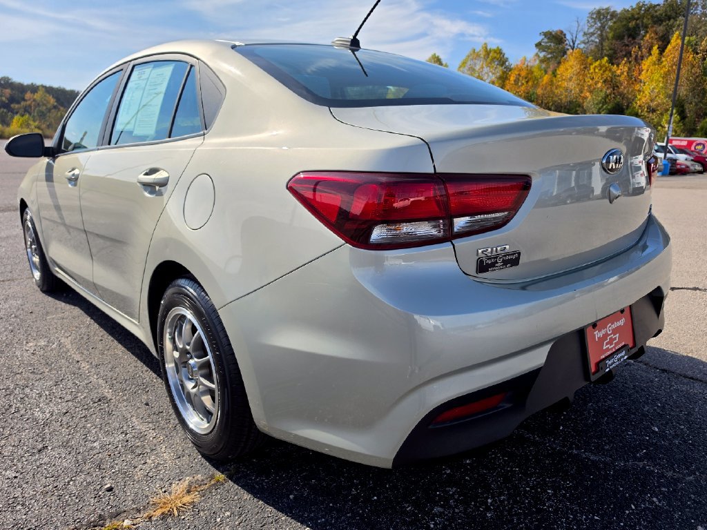 Used 2018 Kia Rio S FWD image 6