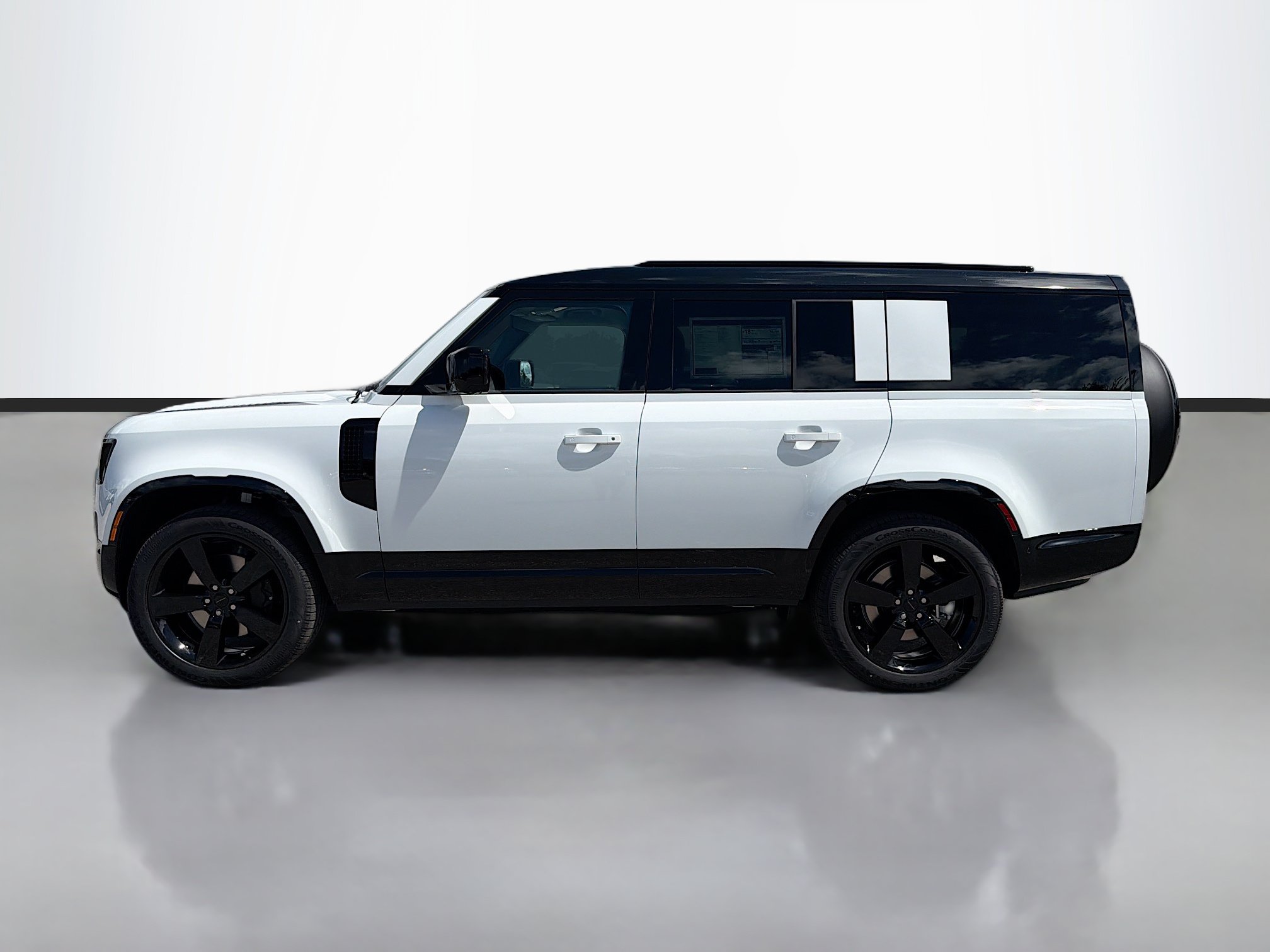 New 2026 Land Rover Defender 130 X-Dynamic SE AWD/4WD image 2