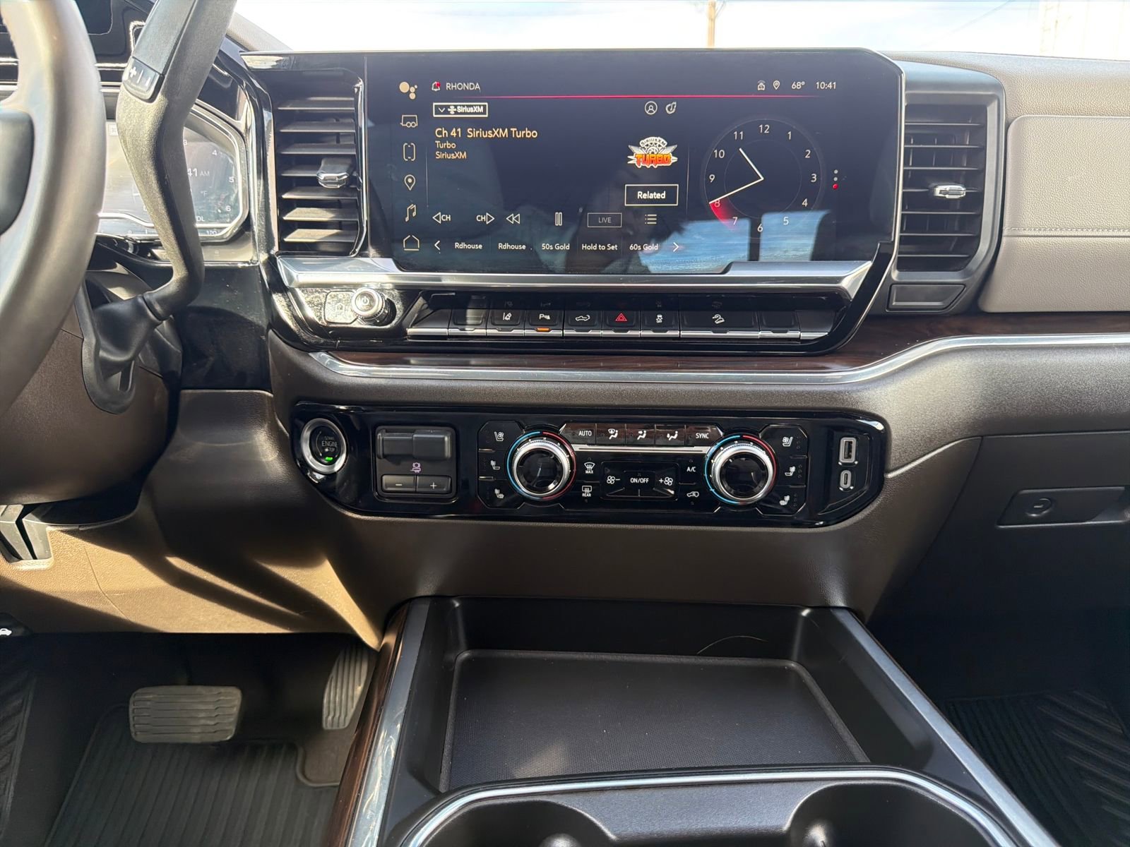 Used 2024 GMC Sierra 2500 SLT w/ SLT Premium Package image 27