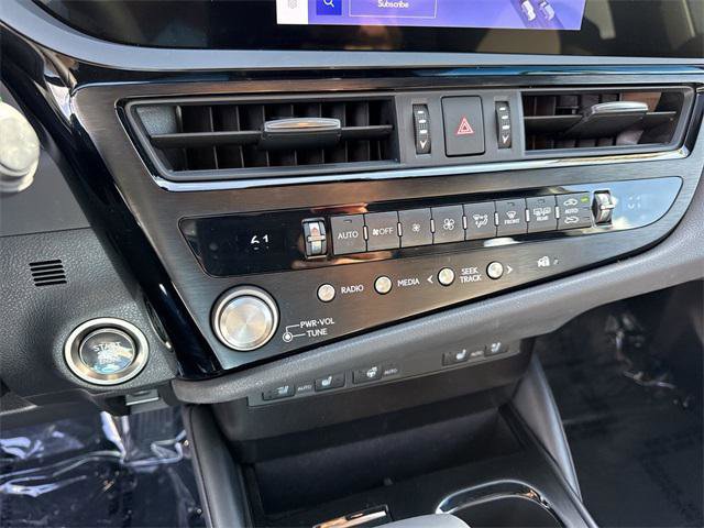 Certified 2023 Lexus ES 350 w/ Premium Package image 19