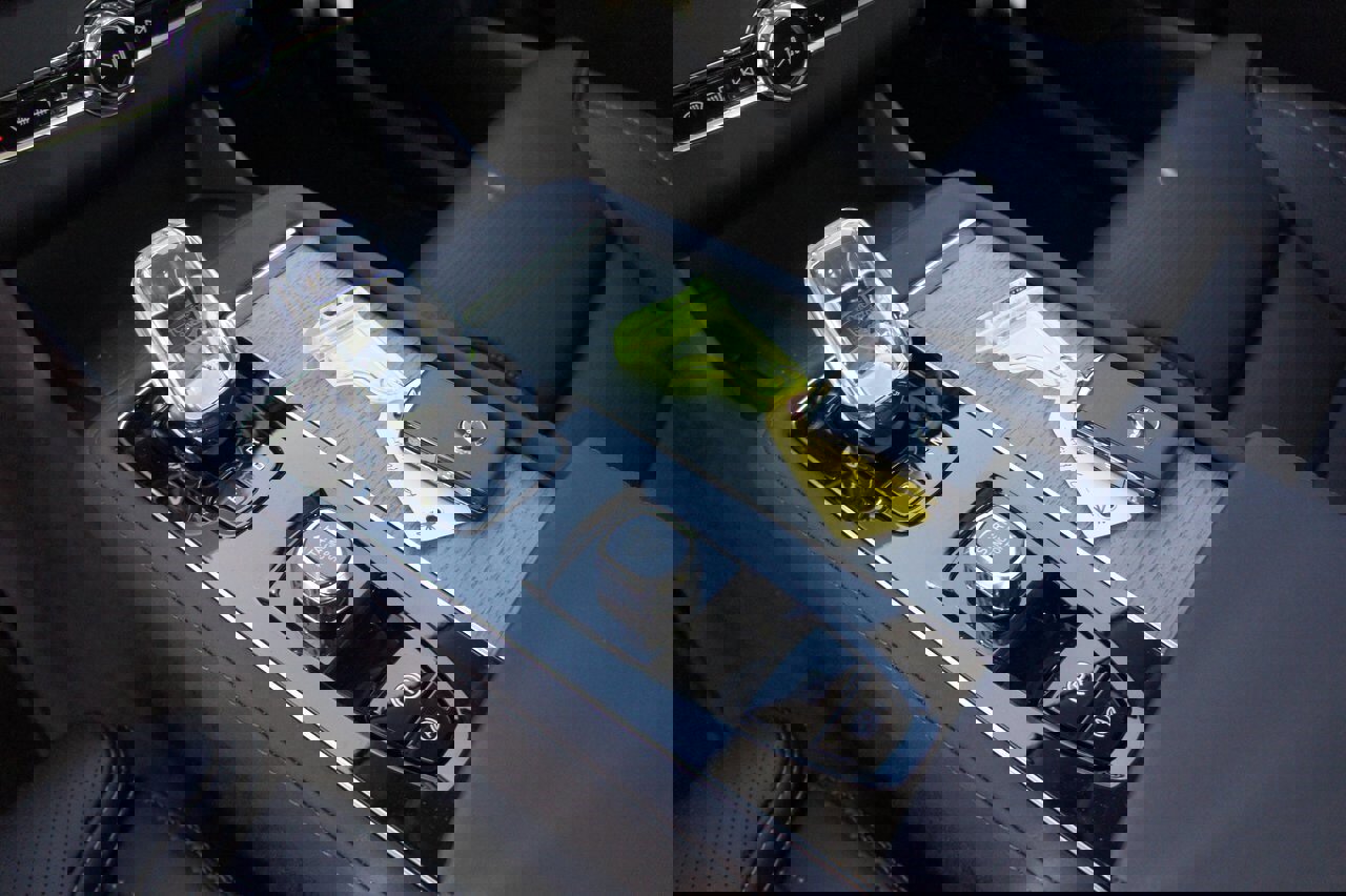 New 2026 Volvo XC90 B6 Ultra w/ Protection Package Premier image 13