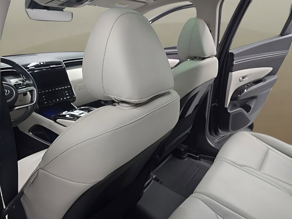 Certified 2023 Hyundai Tucson Limited image 14