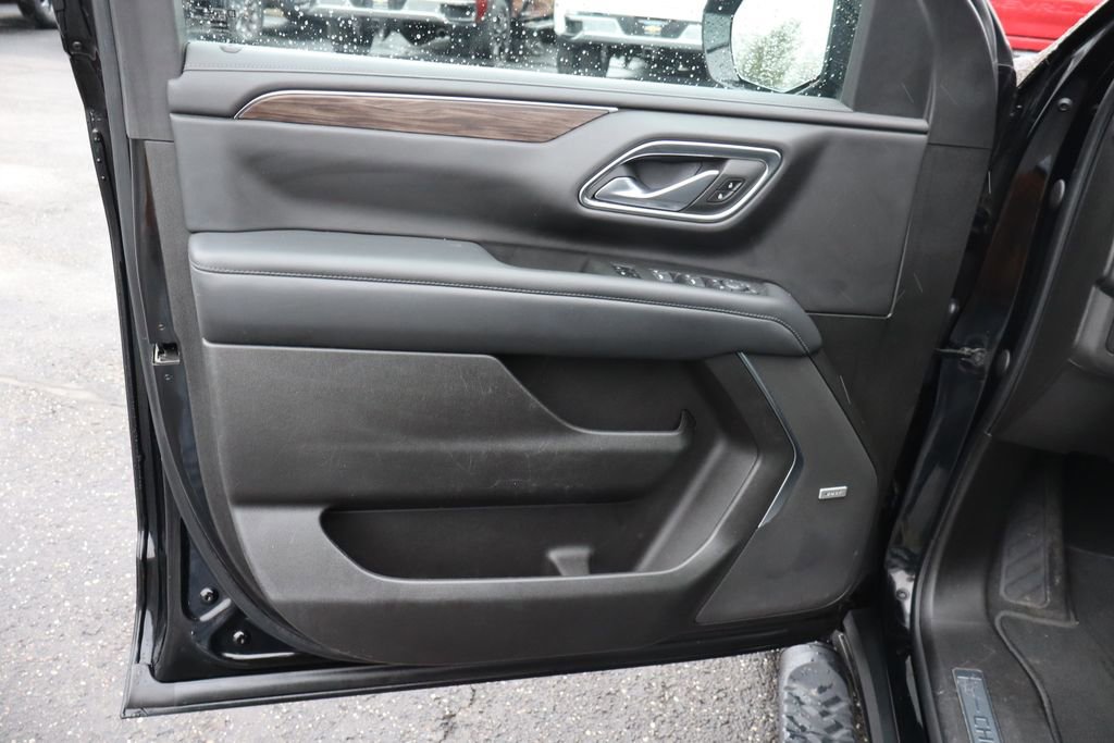 Used 2022 Chevrolet Tahoe Z71 w/ Luxury Package image 26