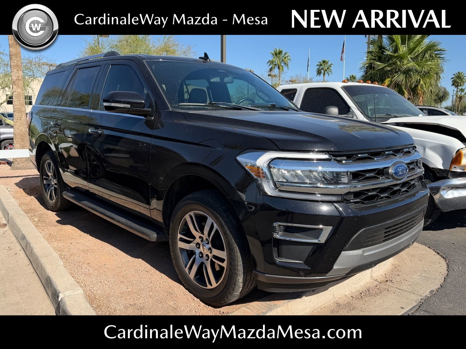 Used 2024 Ford Expedition Limited image 1