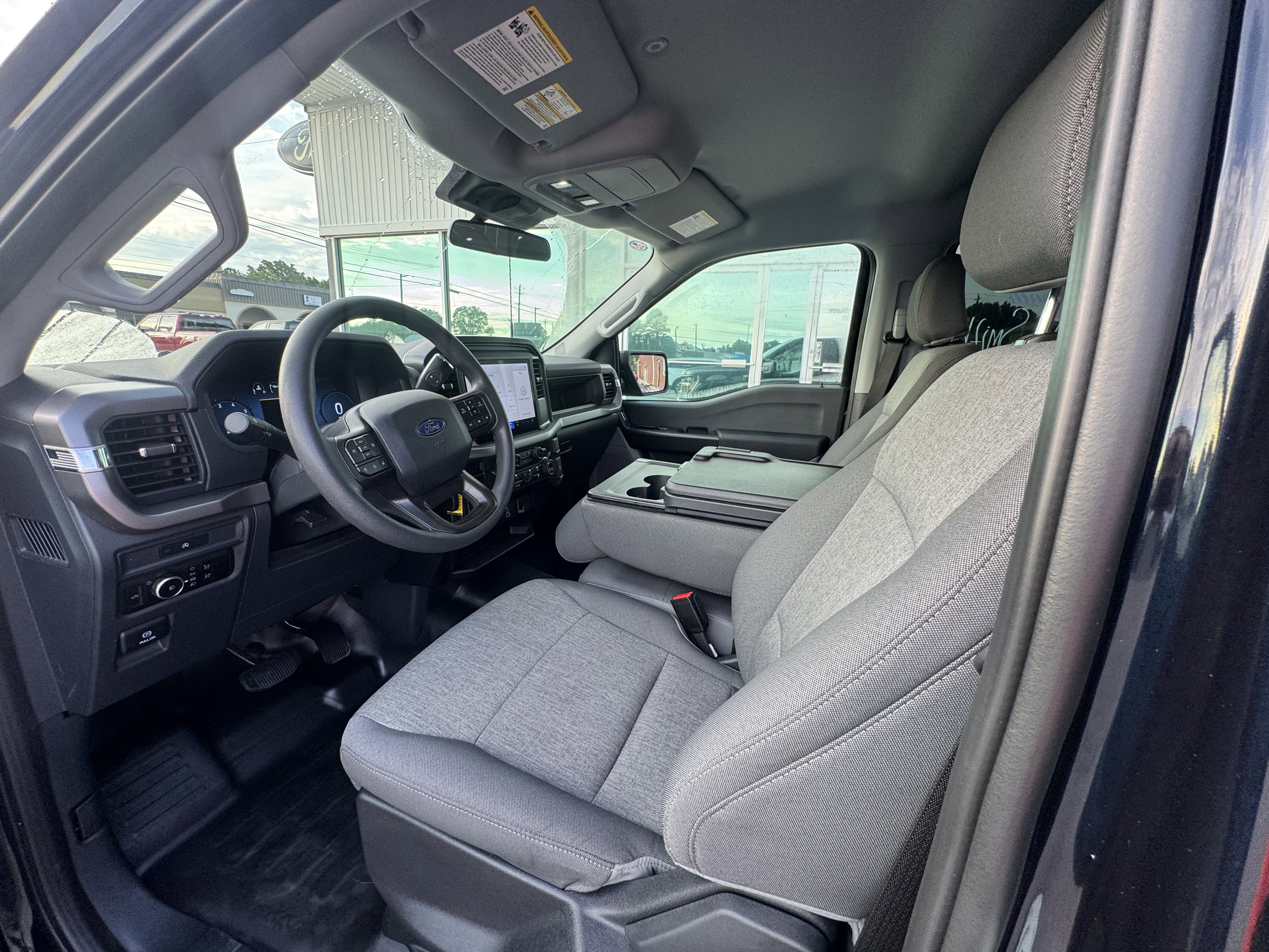 Used 2025 Ford F150 XL w/ Equipment Group 103A High AWD/4WD image 7