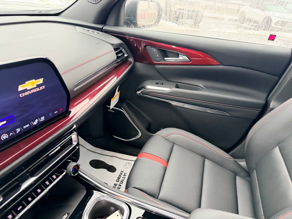 New 2026 Chevrolet Traverse RS w/ LPO, Floor Liner Package image 30