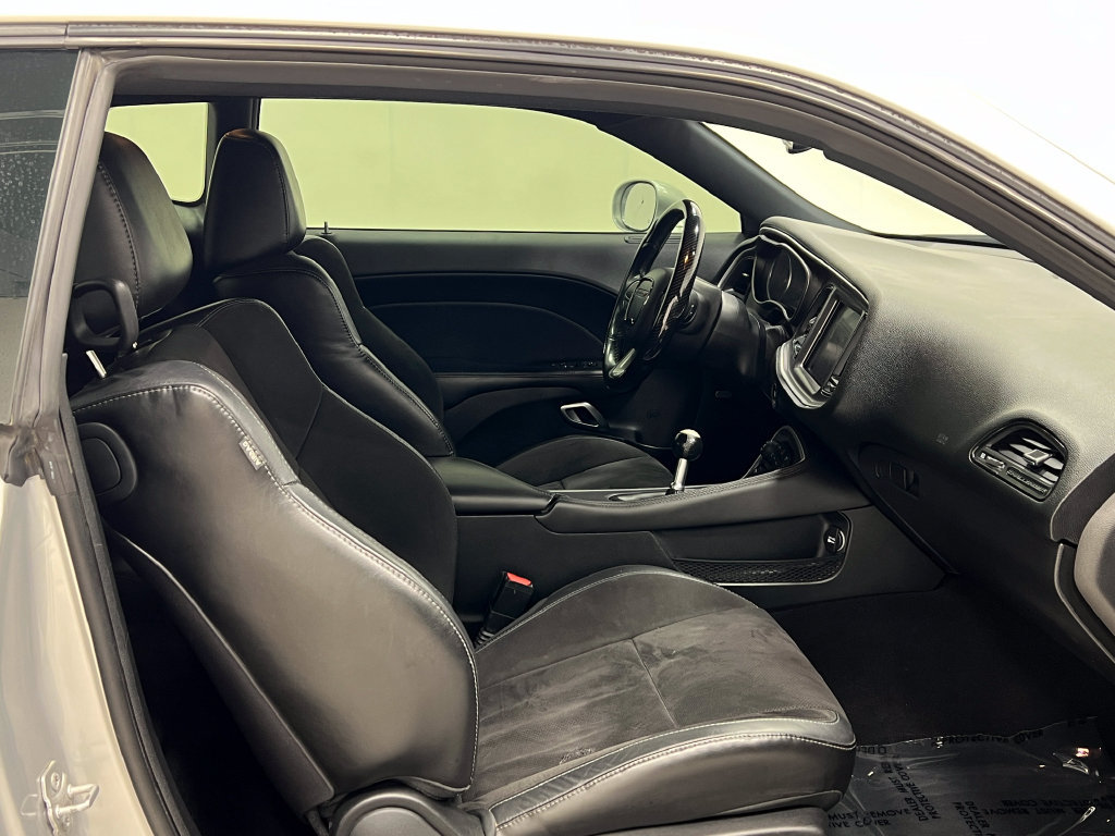 Used 2019 Dodge Challenger R/T Scat Pack w/ Plus Package RWD image 34