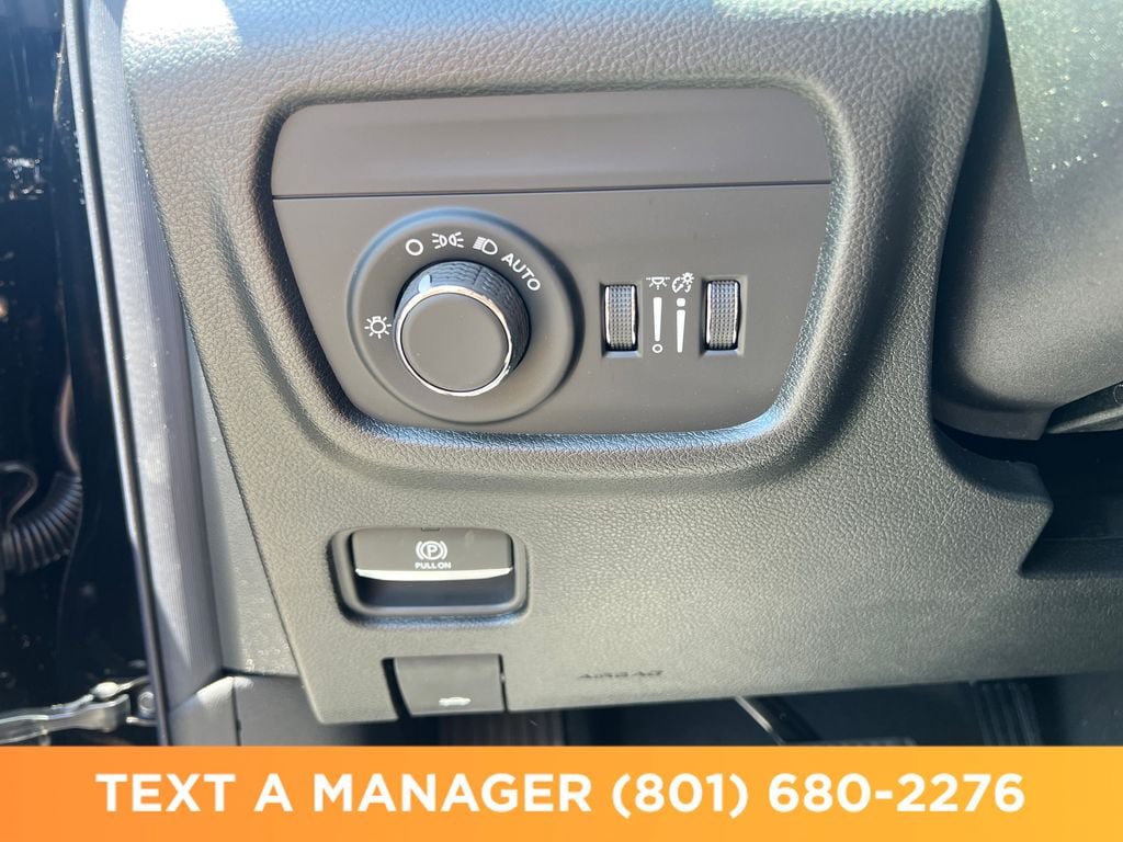 New 2026 Jeep Grand Cherokee Laredo AWD/4WD image 30
