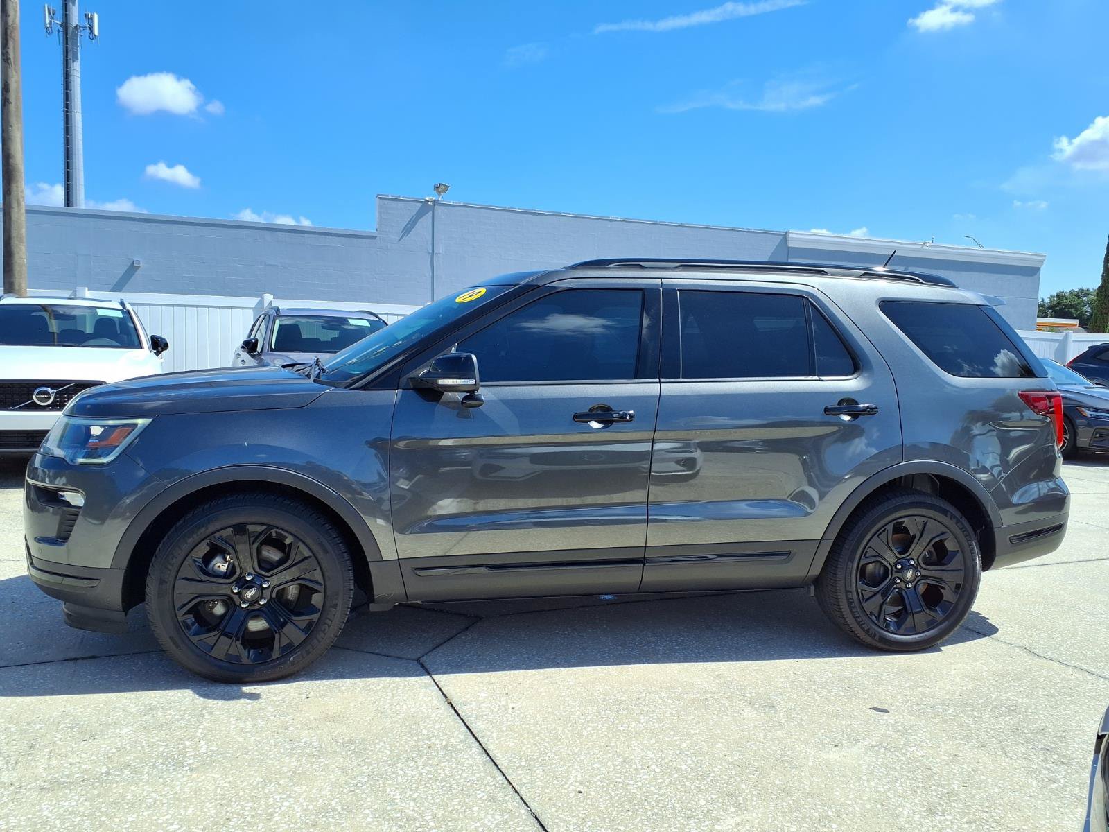 Used 2019 Ford Explorer Sport w/ Equipment Group 401A AWD/4WD image 4