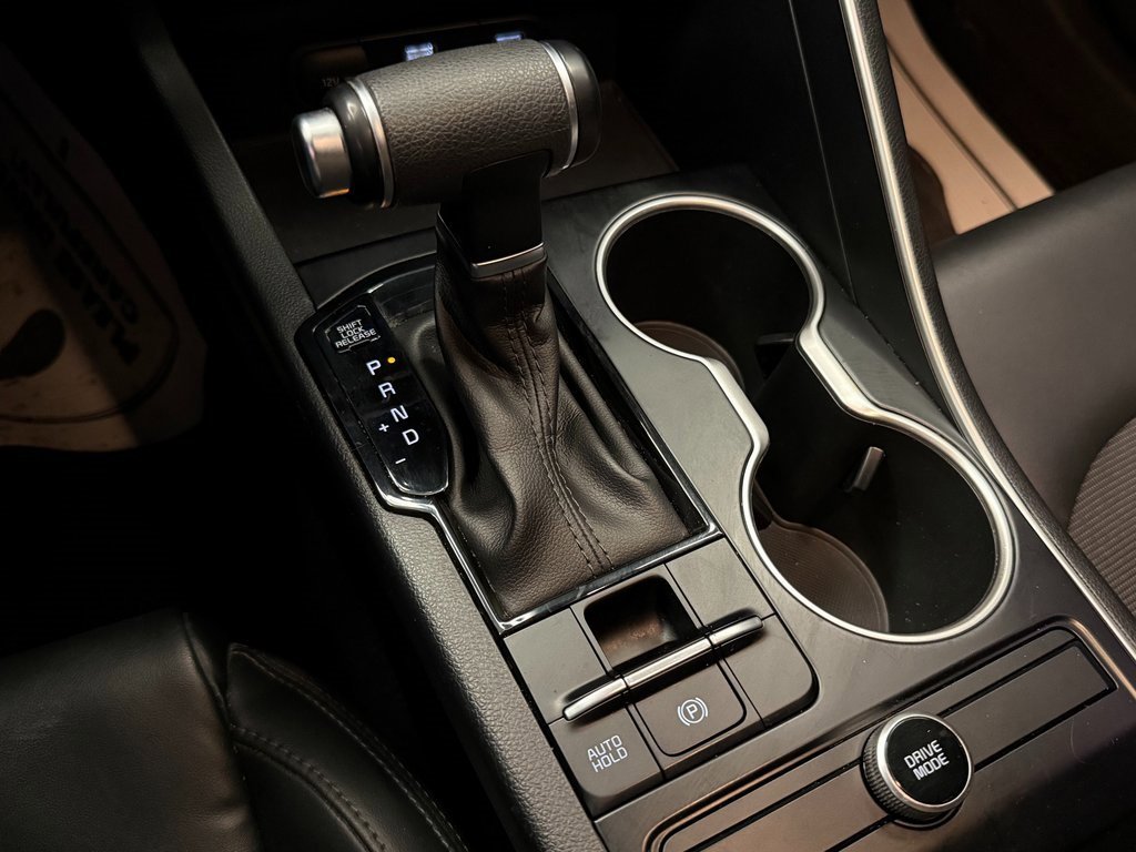 Used 2022 Kia K5 GT-Line image 16