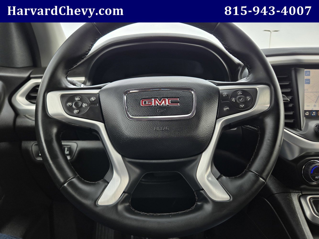 Used 2023 GMC Acadia SLT image 17