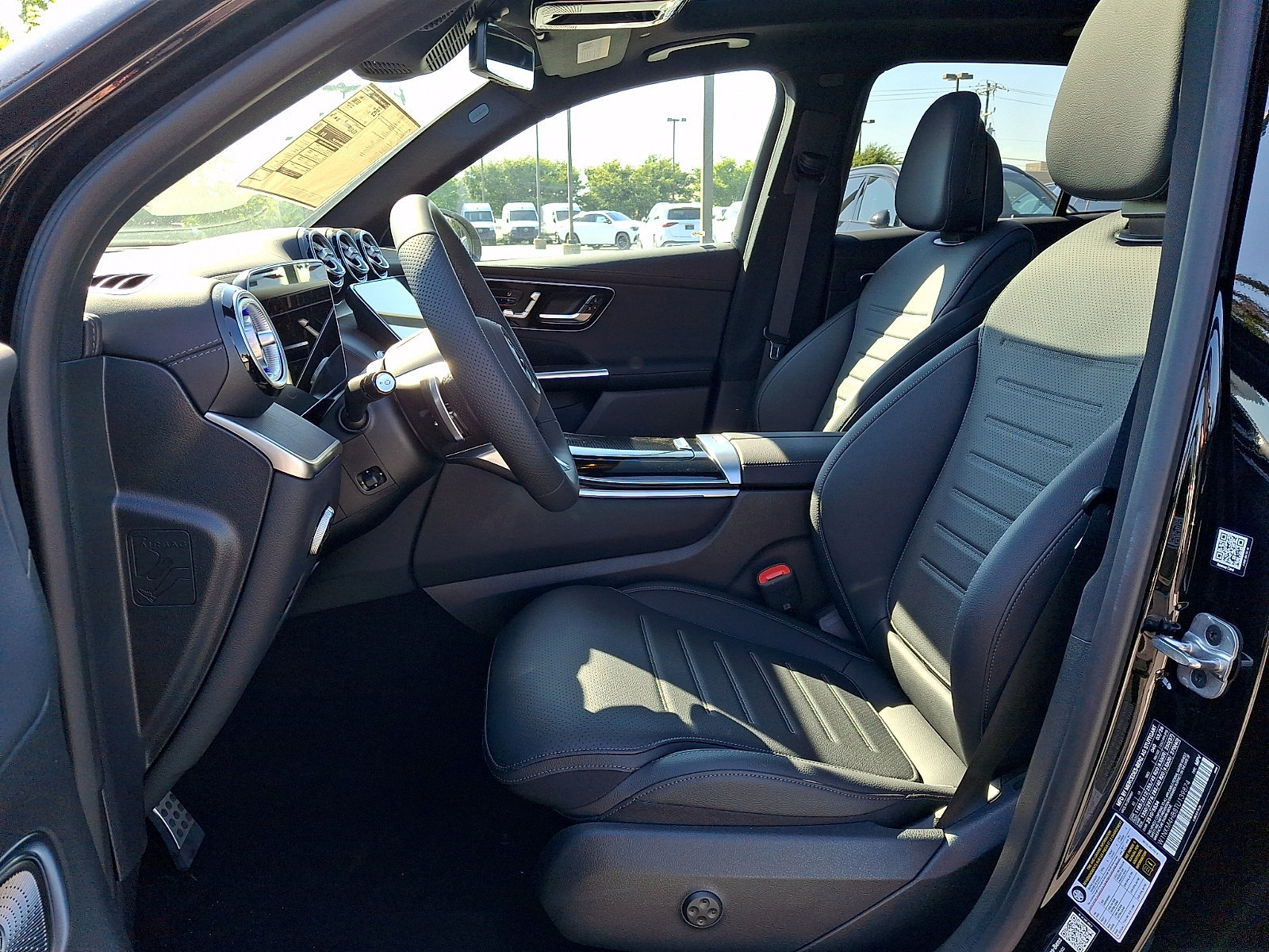 New 2026 Mercedes-Benz GLC 300 4MATIC image 9
