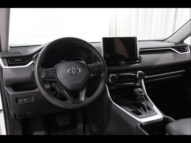Used 2023 Toyota RAV4 LE image 6