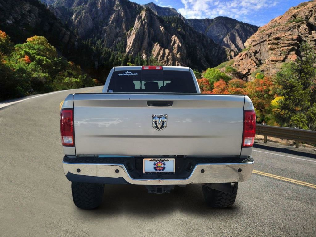 Used 2010 Dodge Ram 3500 Truck Laramie w/ Cold Weather Group AWD/4WD image 4