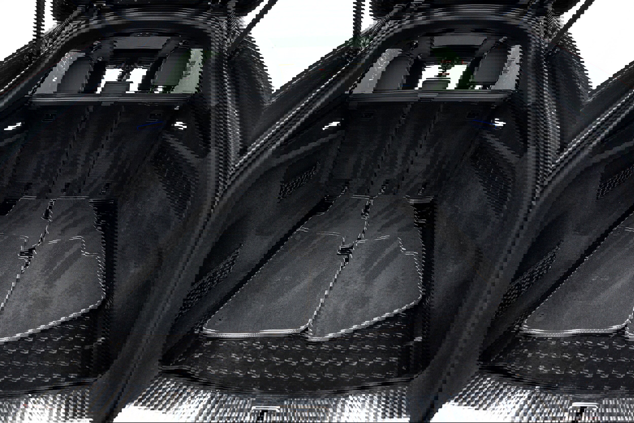 Used 2020 Audi Q8 Premium Plus w/ Premium Plus Package image 21