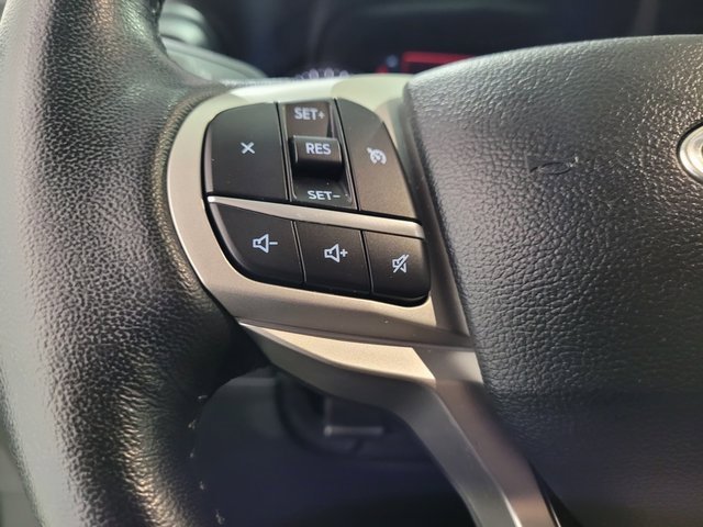 Used 2022 Ford Explorer XLT image 33