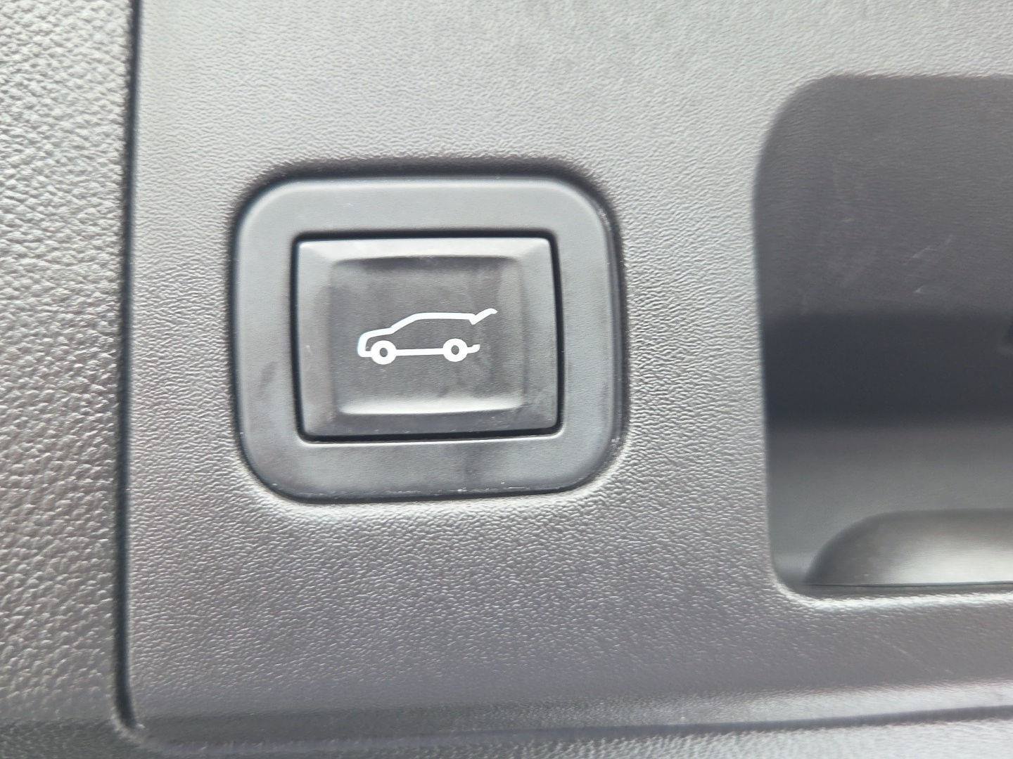 Used 2019 Cadillac XT5 Platinum AWD/4WD image 29