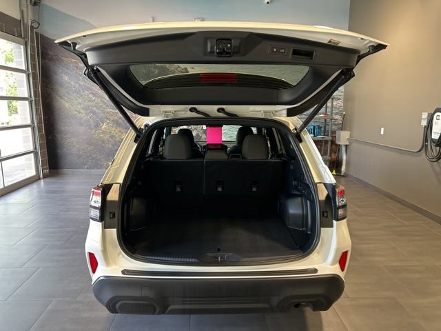 Used 2026 Subaru Forester Premium AWD/4WD image 30
