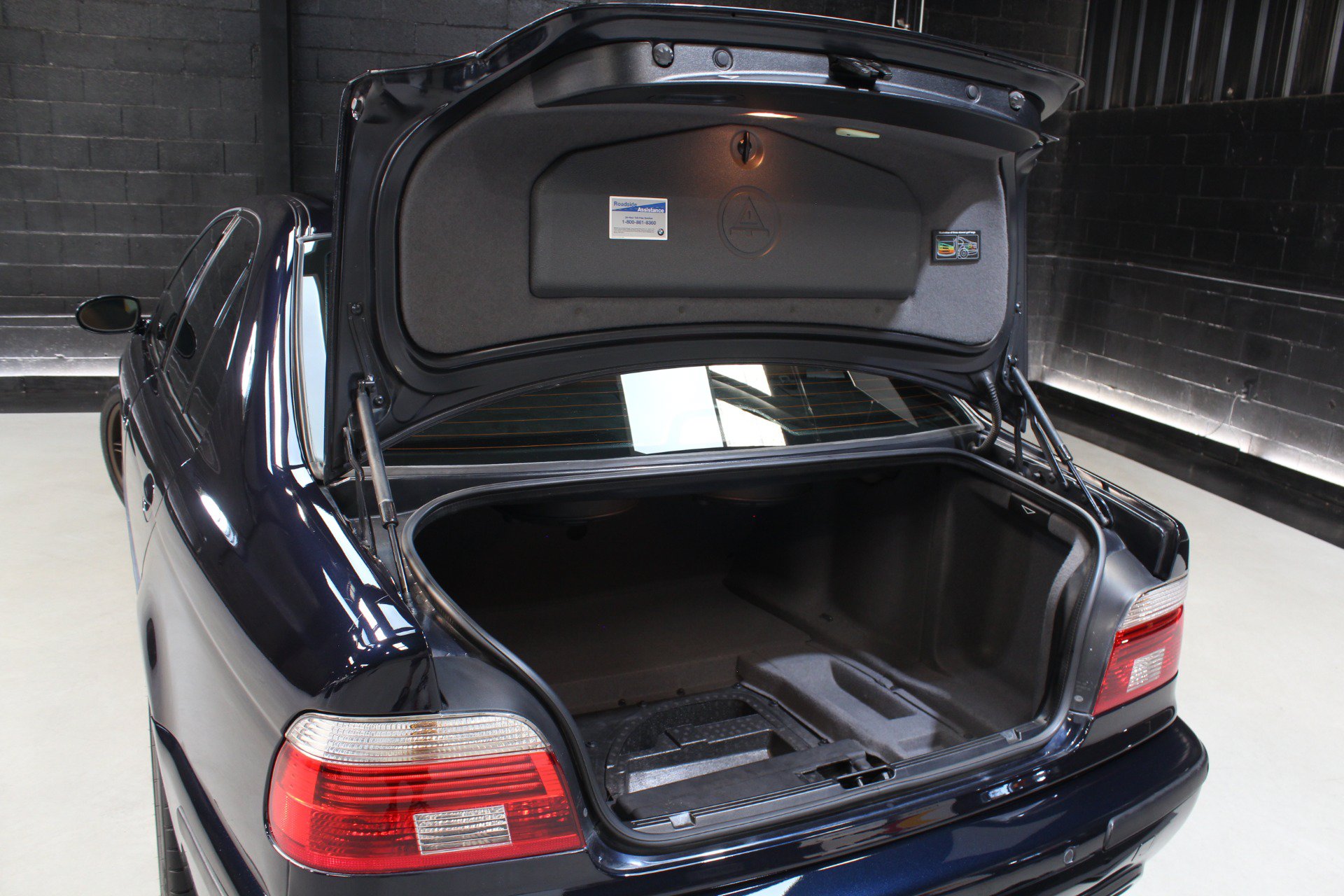 Used 2002 BMW M5 RWD image 77