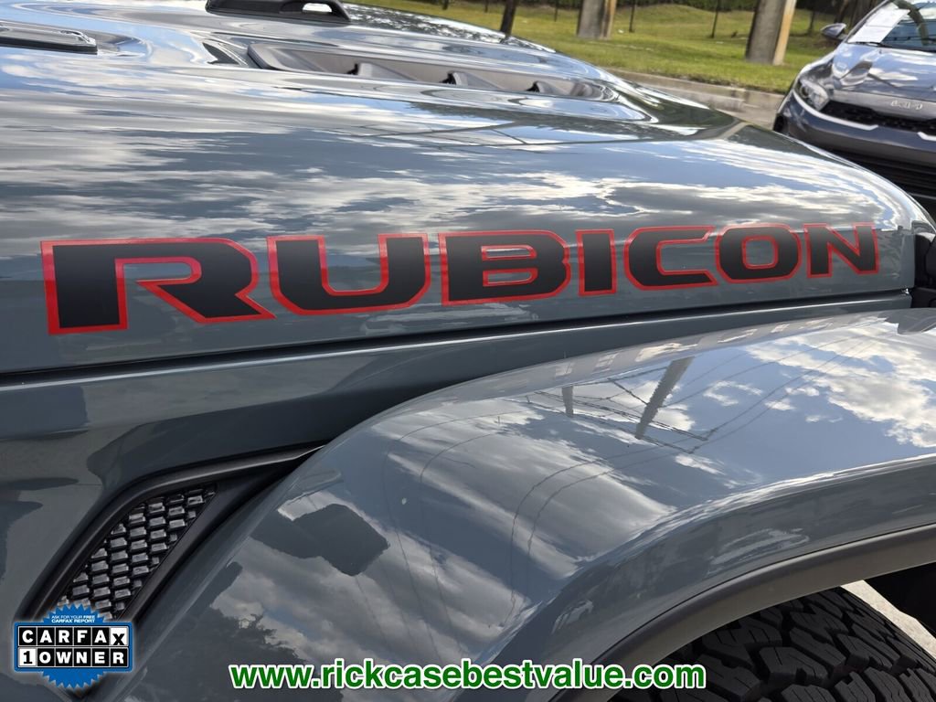 Used 2025 Jeep Gladiator Rubicon w/ Convenience Group image 19