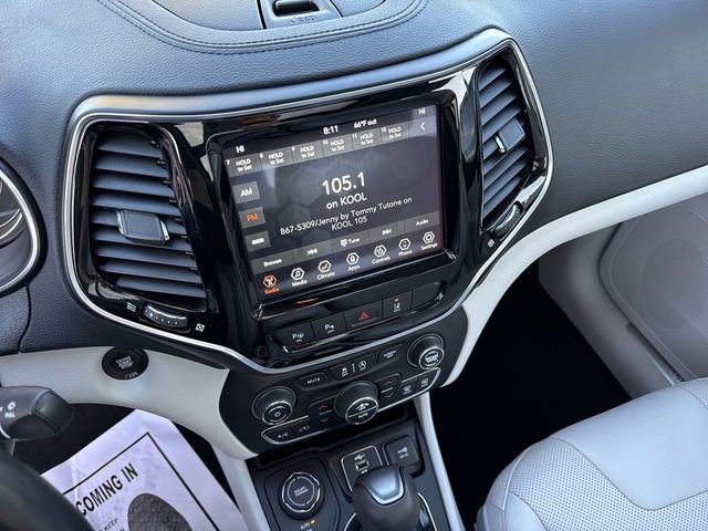 Used 2021 Jeep Cherokee Limited image 17